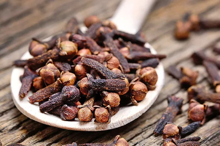 Investasi Mesin Cengkeh Untuk UMKM Strategi Cerdas Tingkatkan Produktivitas Dan Daya Saing post thumbnail image