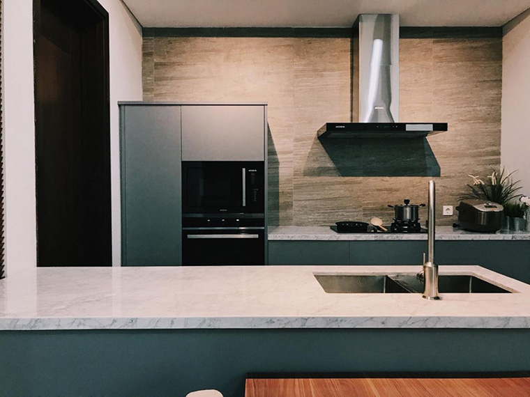 Jenis Jenis Kitchen Hood Rumahan yang Wajib Diketahui post thumbnail image