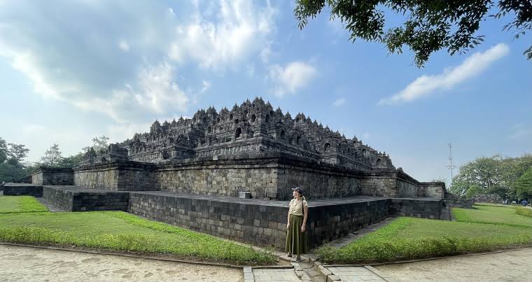 Borobudur Temple Access Guide: Complete Route and Transportation Tips post thumbnail image